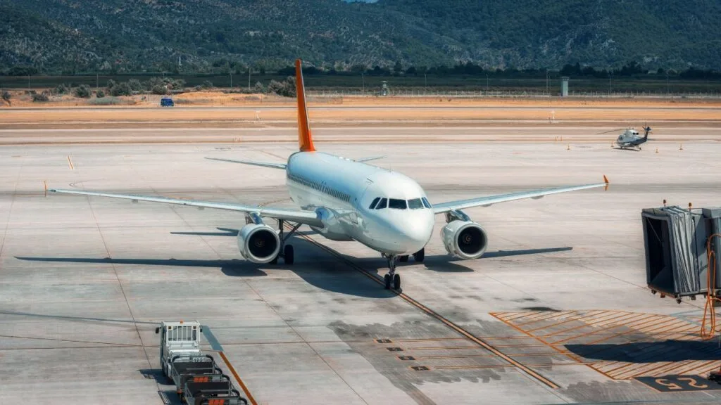 How long does it take for Air freight from China to Sweden?