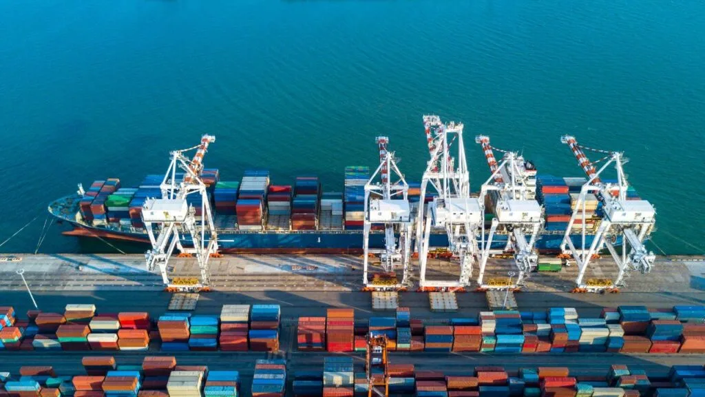 Door to Door shipping from China to Austria.