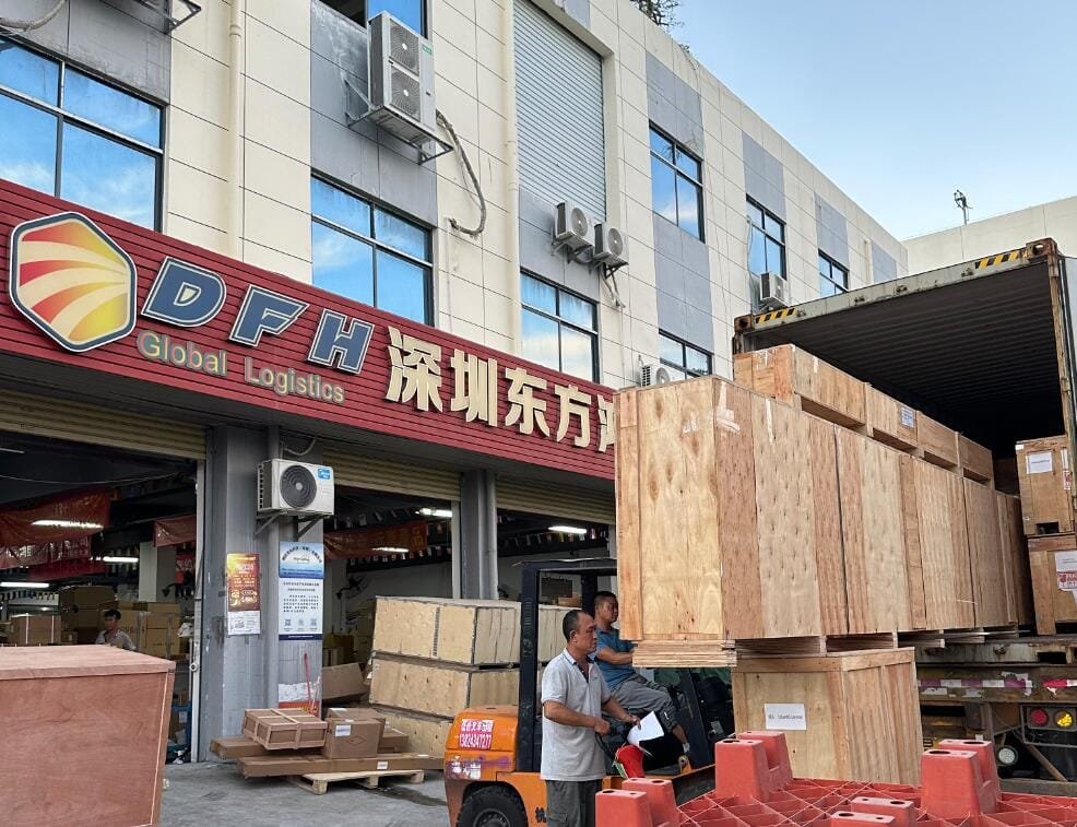 Heavy cargo shipping